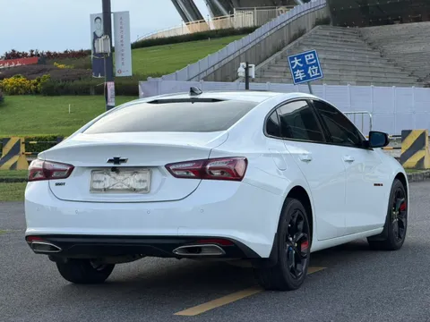 Chevrolet Malibu XL