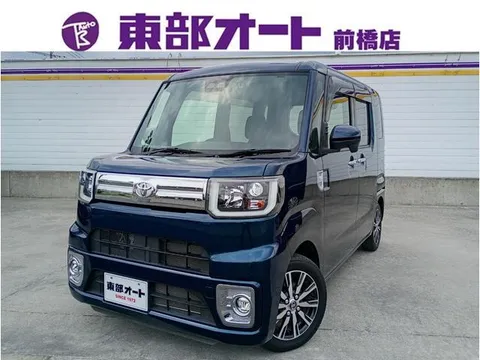 Toyota Pixis Mega