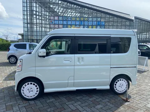 Nissan Clipper Rio