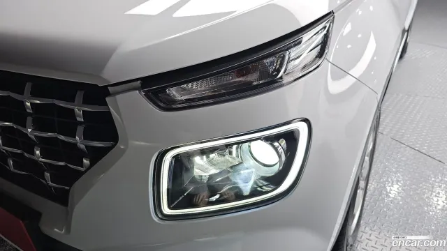 Hyundai Venue