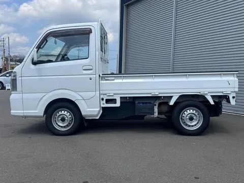 Nissan Clipper Truck