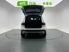 Mercedes-Benz Mercedes-Benz GLB