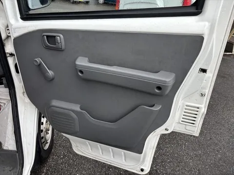 Mitsubishi Minicab Van
