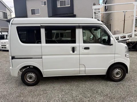 Nissan Clipper