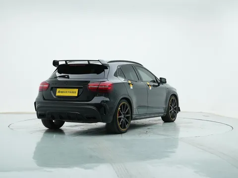 Mercedes-Benz Mercedes-Benz GLA