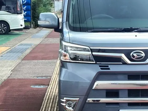 Daihatsu Atrai Wagon