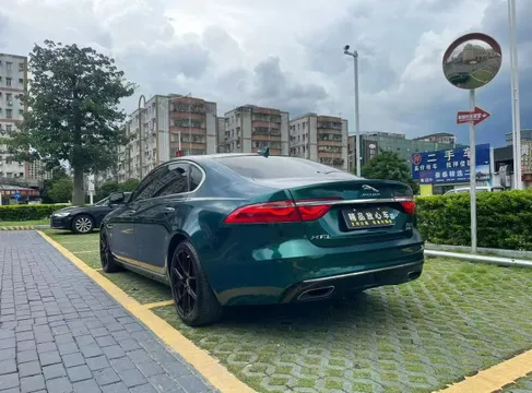 Jaguar XFL