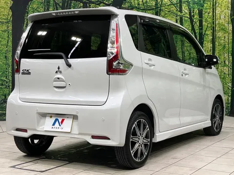 Mitsubishi eK Custom