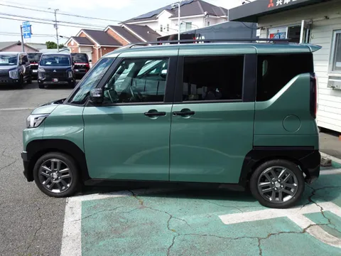 Mitsubishi Delica Mini