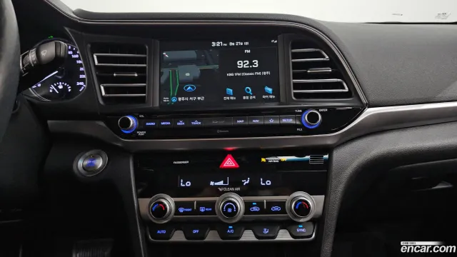 Hyundai Elantra (Avante)