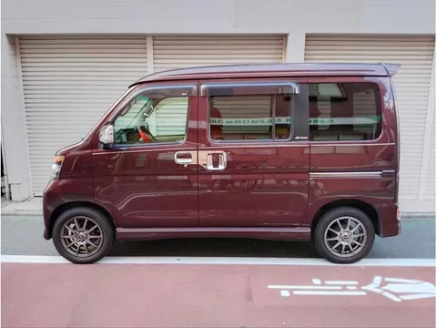 Daihatsu Atrai Wagon