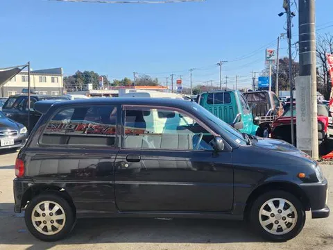 Daihatsu Mira