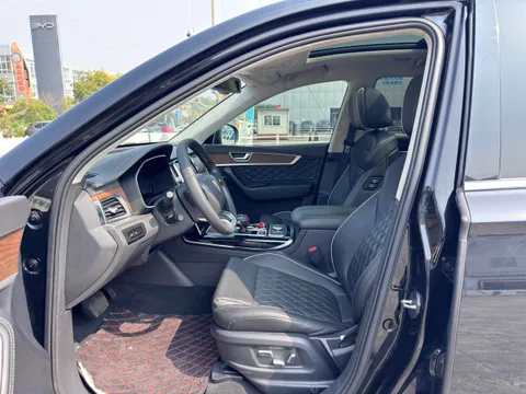 Hongqi HS7