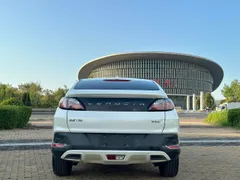 Venucia T90