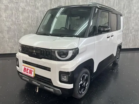Mitsubishi Delica Mini