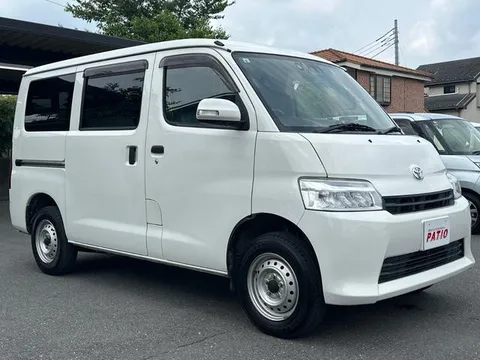 Toyota TownAce Van