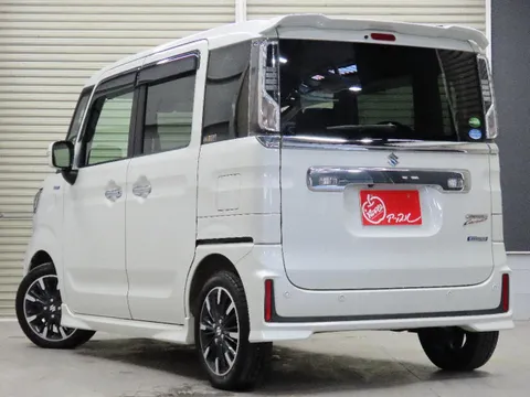 Suzuki Spacia Custom