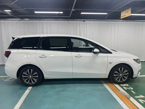 Buick GL6