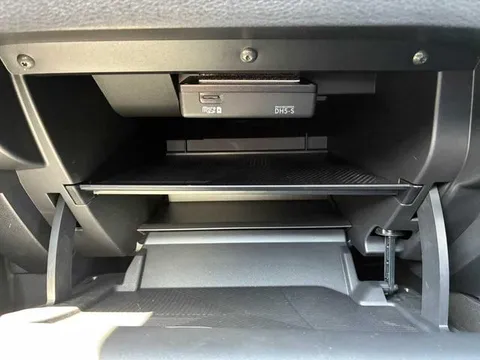 Nissan Note Aura