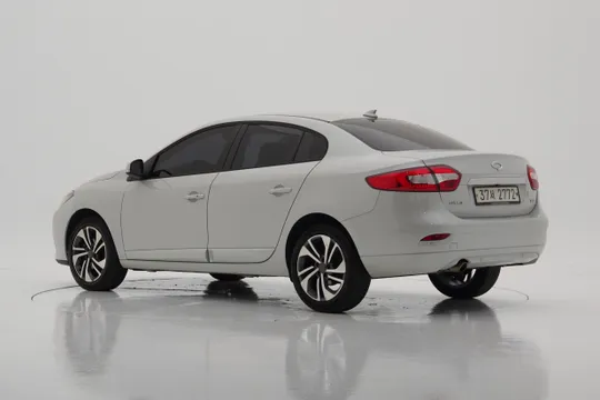 Renault SM3