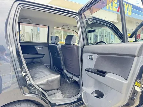 Suzuki Wagon R Stingray