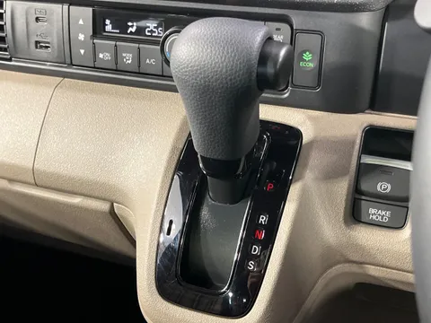 Honda N-BOX Joy