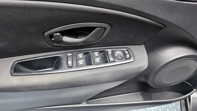 Renault SM3