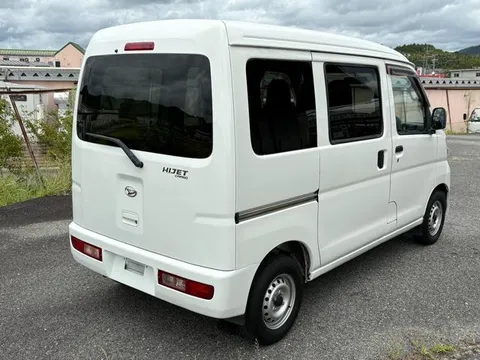 Daihatsu Hijet Cargo