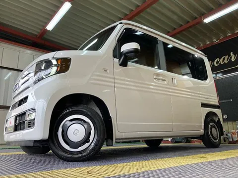 Honda N-VAN Plus Style