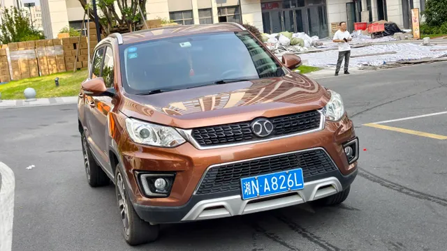 BAIC Senova X35