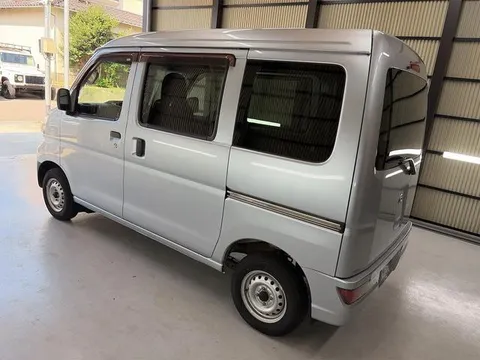 Daihatsu Hijet Cargo