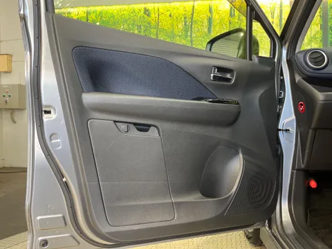 Mitsubishi eK X