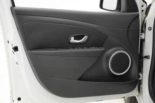 Renault SM3
