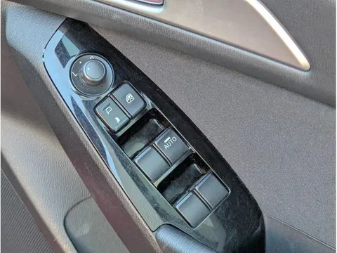 Mazda Axela Sport