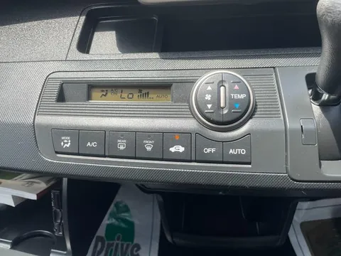 Honda Freed Spike