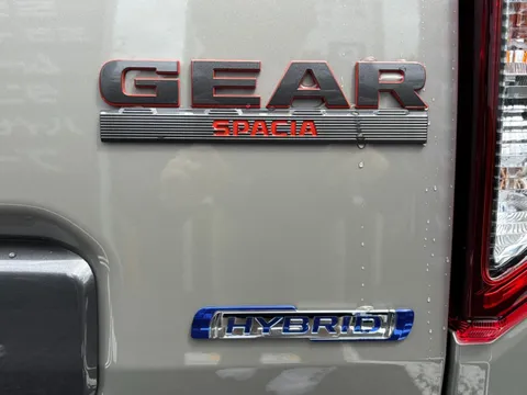 Suzuki Spacia Gear