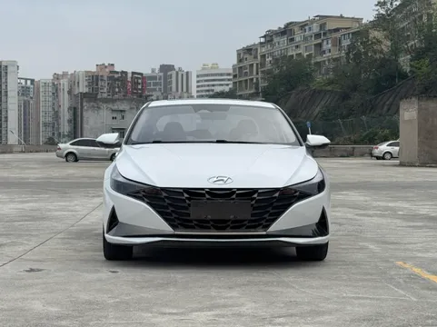 Hyundai Elantra (Avante)