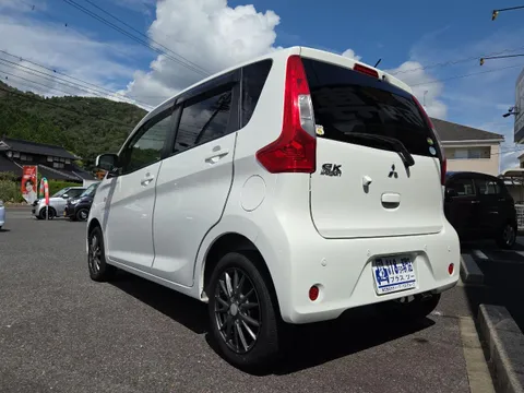 Mitsubishi eK Wagon