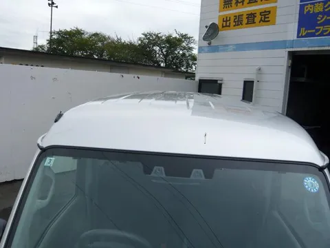 Mitsubishi Minicab Van