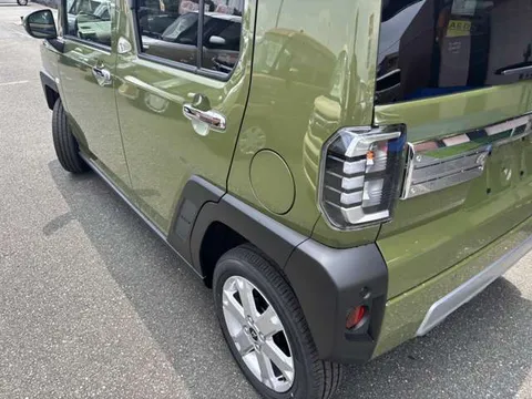 Daihatsu Taft