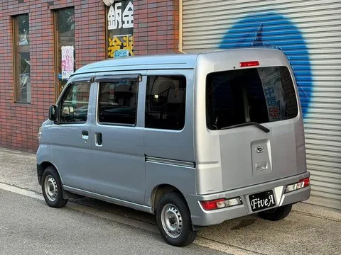 Daihatsu Hijet Cargo