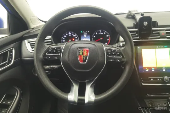 Roewe i5