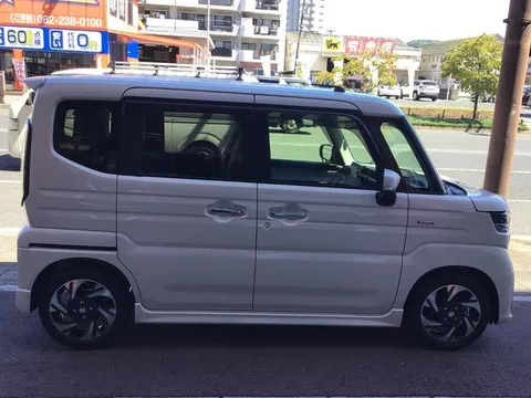 Suzuki Spacia Custom