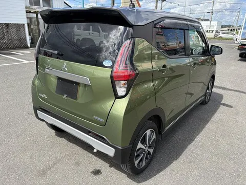 Mitsubishi eK X