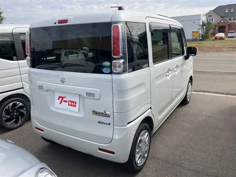 Suzuki Spacia