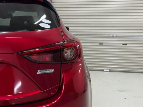 Mazda Axela Sport