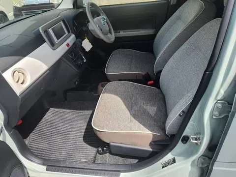 Daihatsu Mira Tocot
