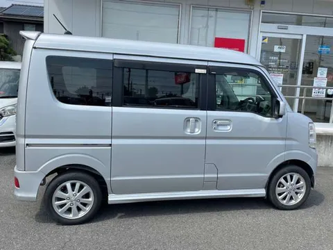 Nissan Clipper Rio