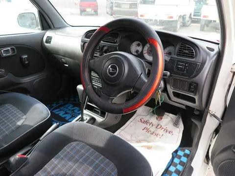 Daihatsu Mira Gino