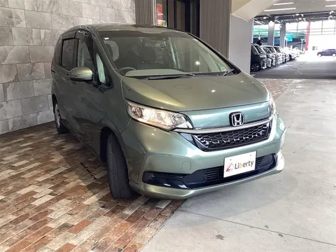 Honda Freed Plus